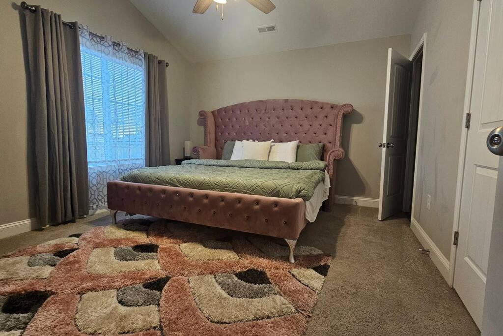 Gorgeous 3 Bedroom Home With Cable Tv In All Rooms & Free Wi-Fi Concord Eksteriør bilde